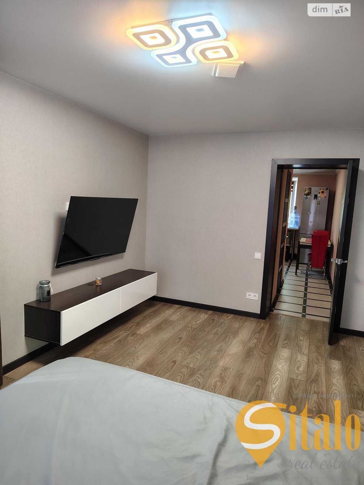 двухкомнатная квартира в Запорожье, район Коммунарский, на ул. Космическая в аренду на долгий срок помесячно фото 1 двухкомнатная квартира в Запорожье, район Коммунарский, на ул. Космическая в аренду на долгий срок помесячно фото 1