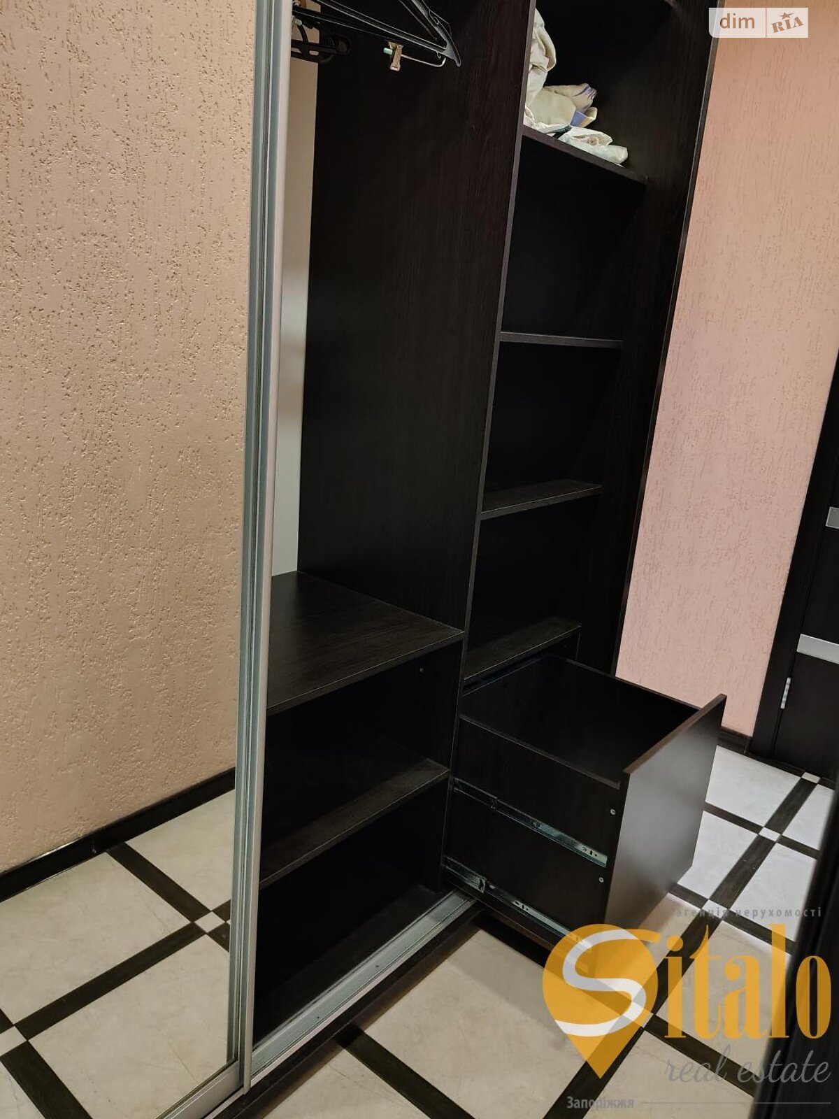 двухкомнатная квартира в Запорожье, район Коммунарский, на ул. Космическая в аренду на долгий срок помесячно фото 1 двухкомнатная квартира в Запорожье, район Коммунарский, на ул. Космическая в аренду на долгий срок помесячно фото 1