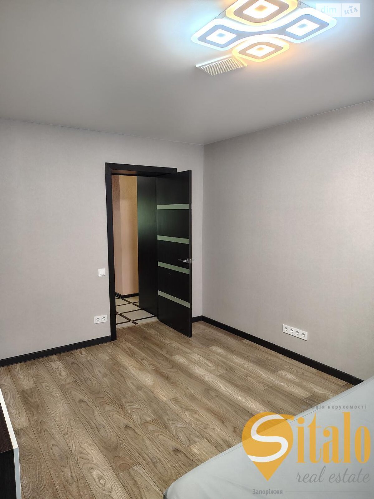 двухкомнатная квартира в Запорожье, район Коммунарский, на ул. Космическая в аренду на долгий срок помесячно фото 1 двухкомнатная квартира в Запорожье, район Коммунарский, на ул. Космическая в аренду на долгий срок помесячно фото 1