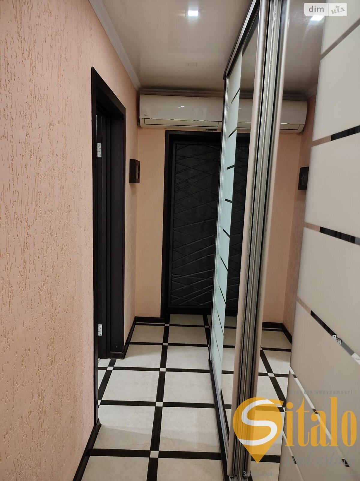 двухкомнатная квартира в Запорожье, район Коммунарский, на ул. Космическая в аренду на долгий срок помесячно фото 1 двухкомнатная квартира в Запорожье, район Коммунарский, на ул. Космическая в аренду на долгий срок помесячно фото 1