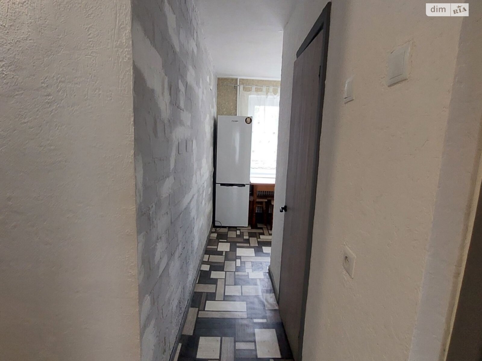 однокімнатна квартира в Запоріжжі, район Комунарський, на вул. Олімпійська в довготривалу оренду помісячно фото 1