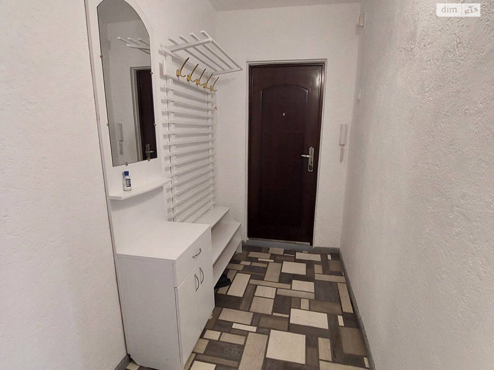 однокімнатна квартира в Запоріжжі, район Комунарський, на вул. Олімпійська в довготривалу оренду помісячно фото 1