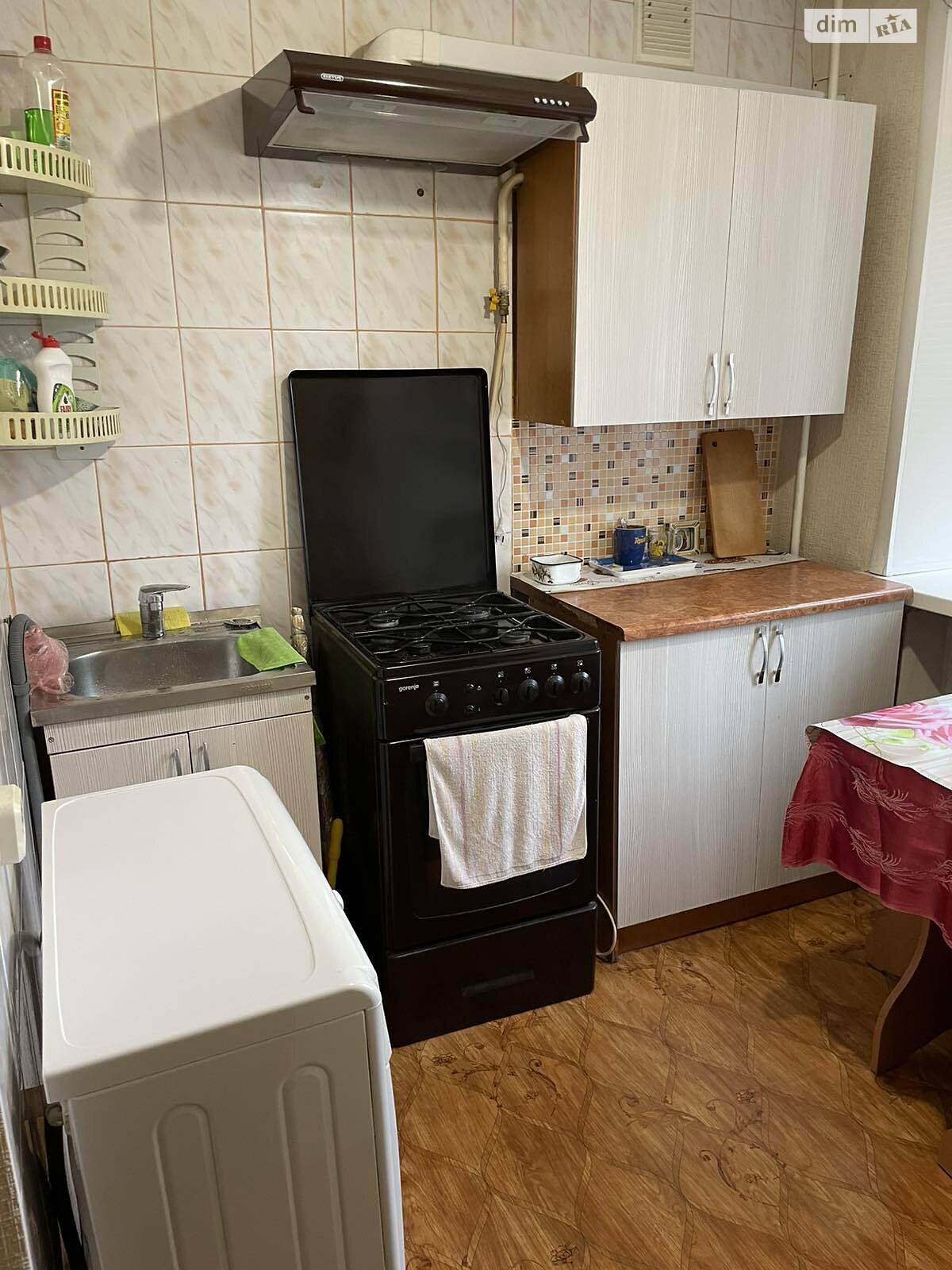 двухкомнатная квартира в Запорожье, район Коммунарский, на ул. Тополина 33 в аренду на долгий срок помесячно фото 1 двухкомнатная квартира в Запорожье, район Коммунарский, на ул. Тополина 33 в аренду на долгий срок помесячно фото 1