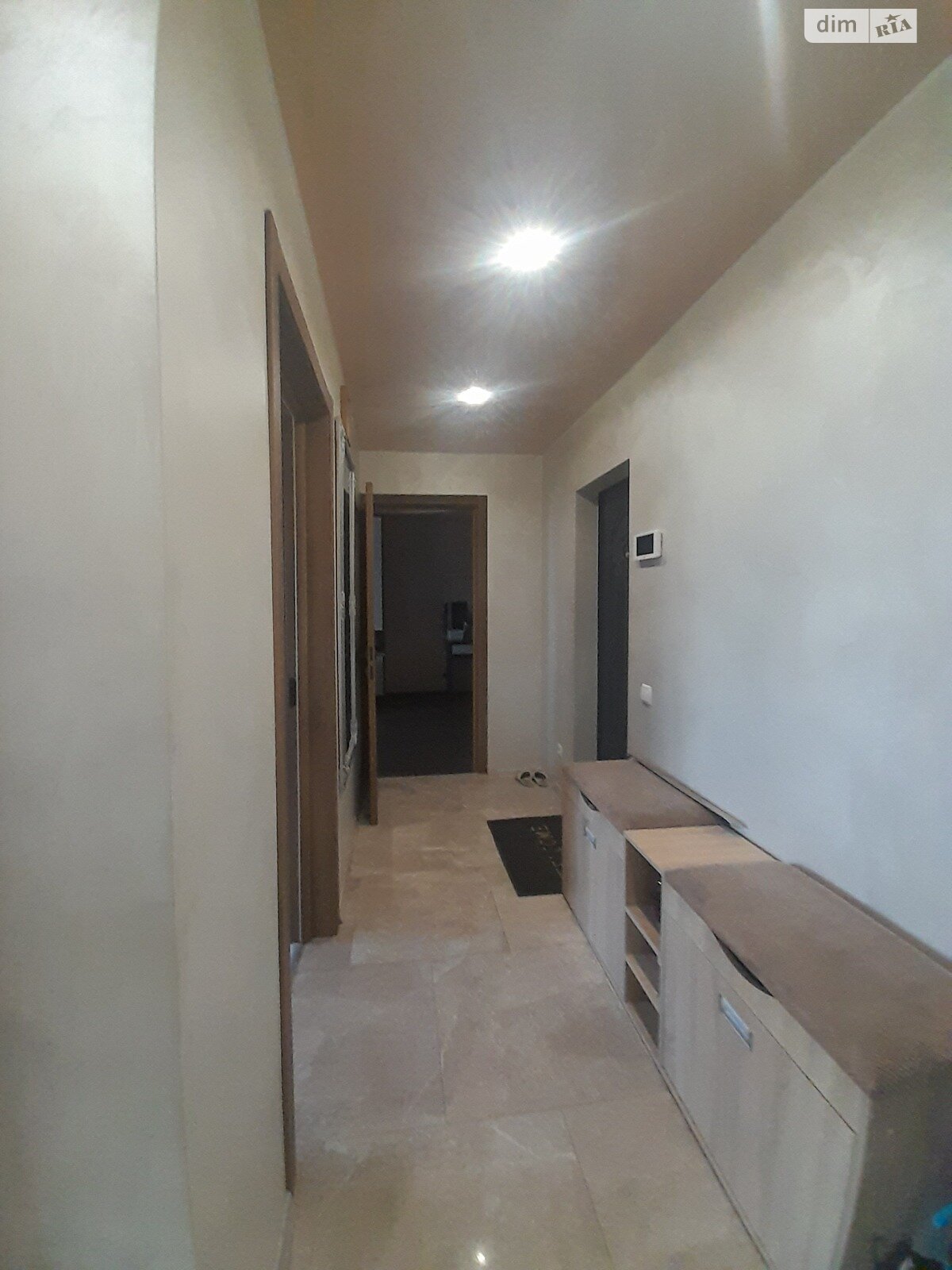 двухкомнатная квартира в Запорожье, район Коммунарский, на ул. Владимира Украинца 34 в аренду на долгий срок помесячно фото 1 двухкомнатная квартира в Запорожье, район Коммунарский, на ул. Владимира Украинца 34 в аренду на долгий срок помесячно фото 1