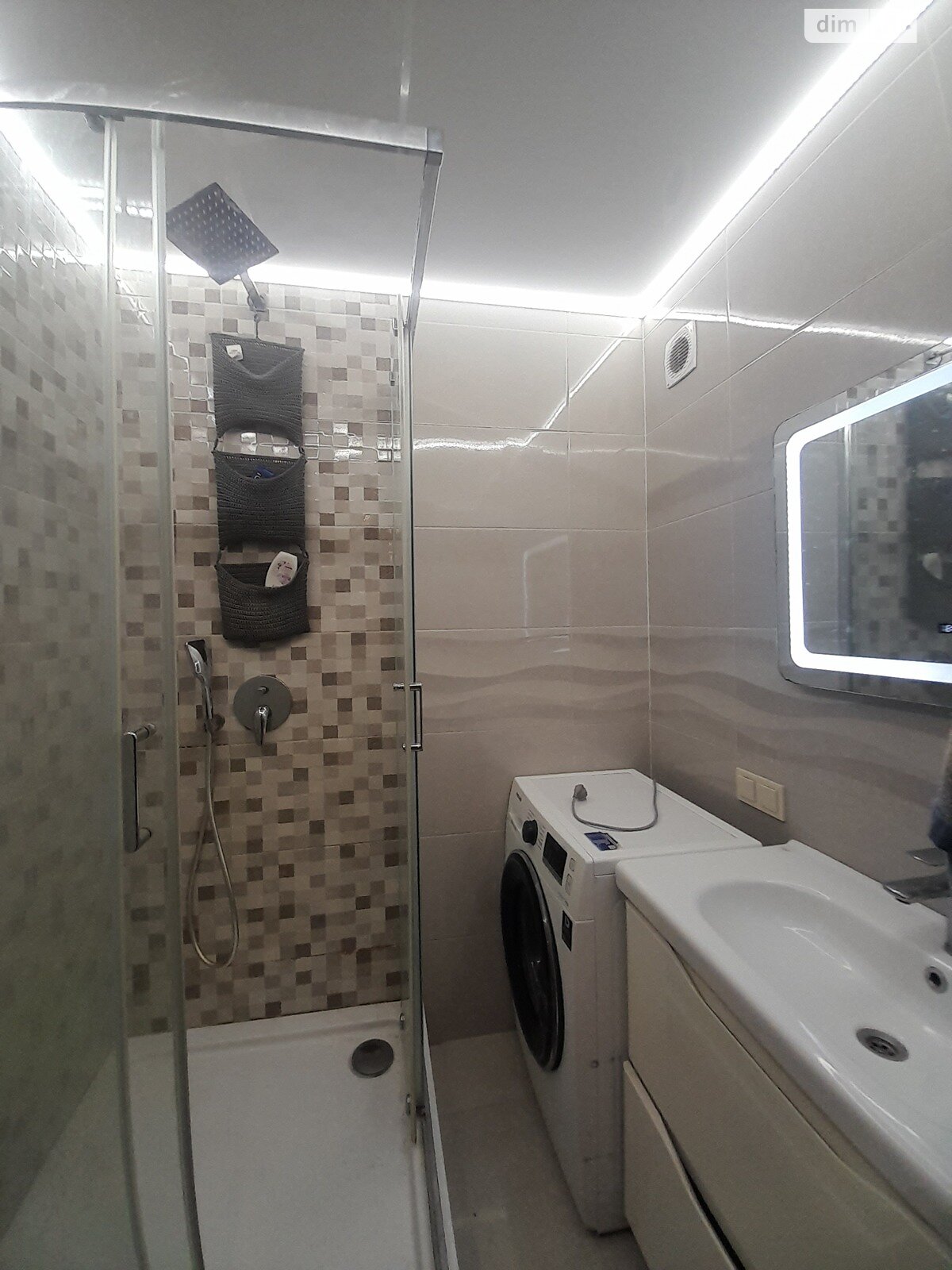 двухкомнатная квартира в Запорожье, район Коммунарский, на ул. Владимира Украинца 34 в аренду на долгий срок помесячно фото 1 двухкомнатная квартира в Запорожье, район Коммунарский, на ул. Владимира Украинца 34 в аренду на долгий срок помесячно фото 1