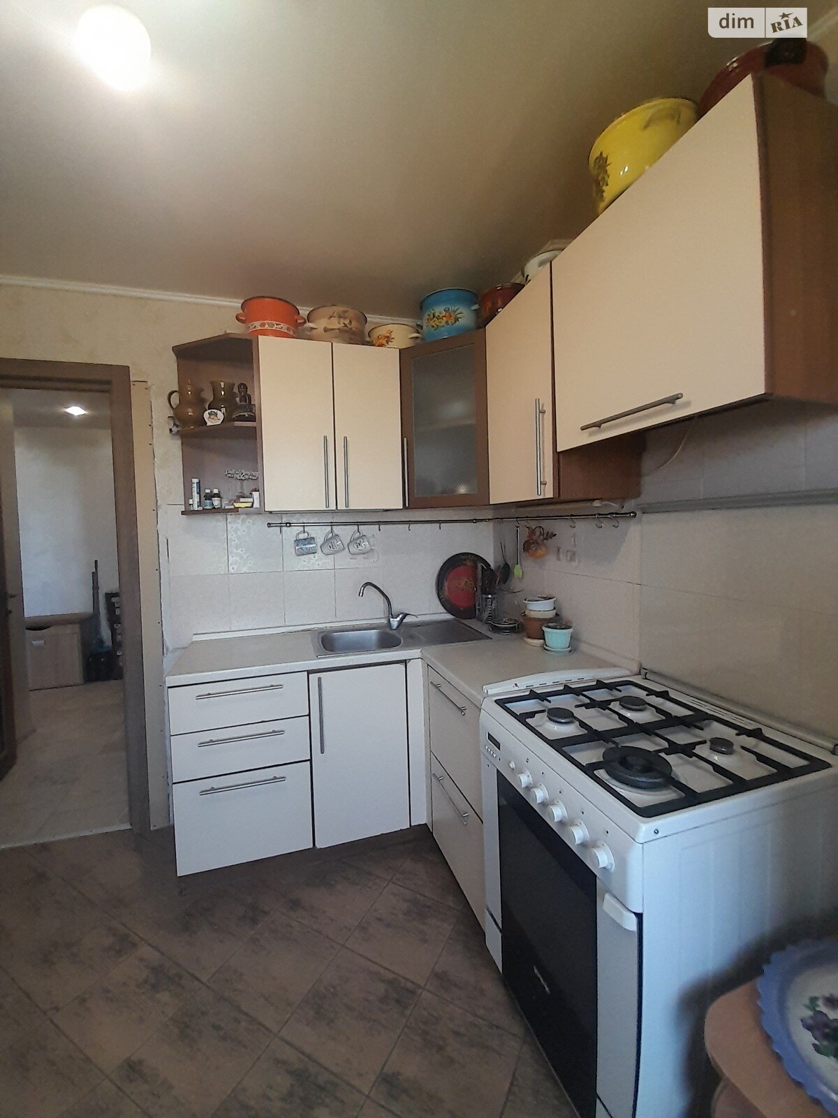 двухкомнатная квартира в Запорожье, район Коммунарский, на ул. Владимира Украинца 34 в аренду на долгий срок помесячно фото 1 двухкомнатная квартира в Запорожье, район Коммунарский, на ул. Владимира Украинца 34 в аренду на долгий срок помесячно фото 1