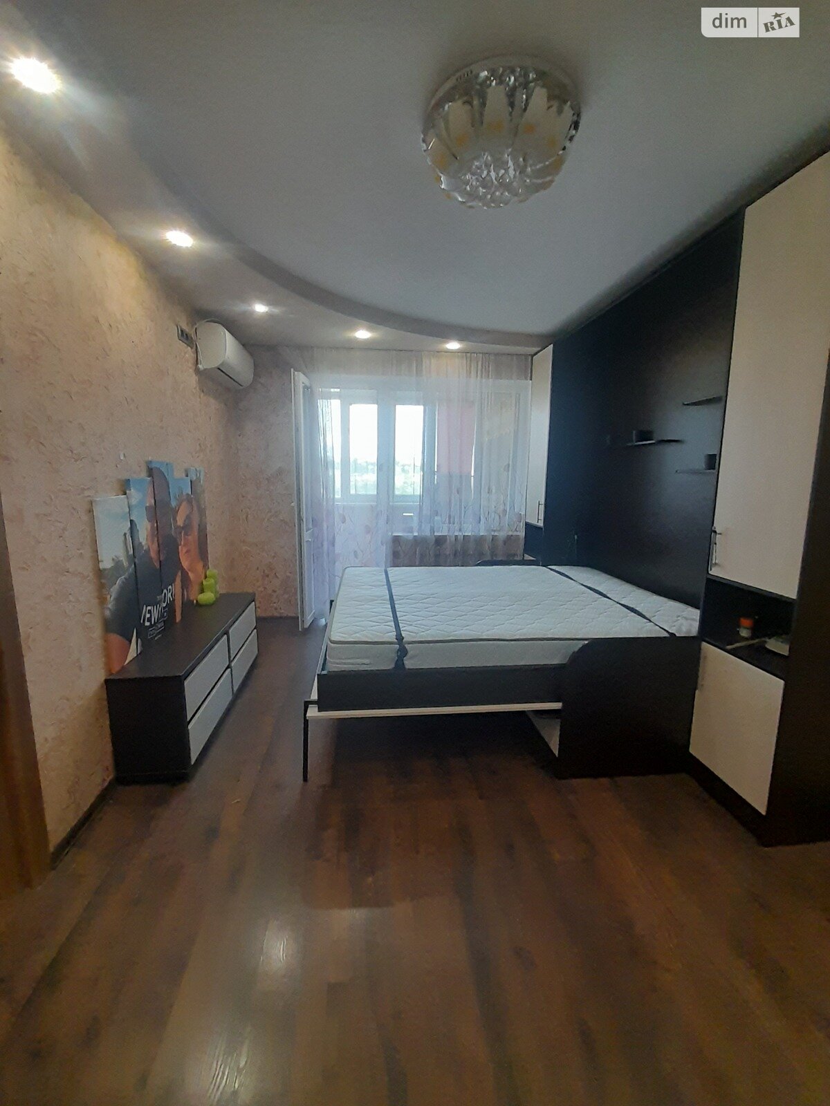 двухкомнатная квартира в Запорожье, район Коммунарский, на ул. Владимира Украинца 34 в аренду на долгий срок помесячно фото 1 двухкомнатная квартира в Запорожье, район Коммунарский, на ул. Владимира Украинца 34 в аренду на долгий срок помесячно фото 1