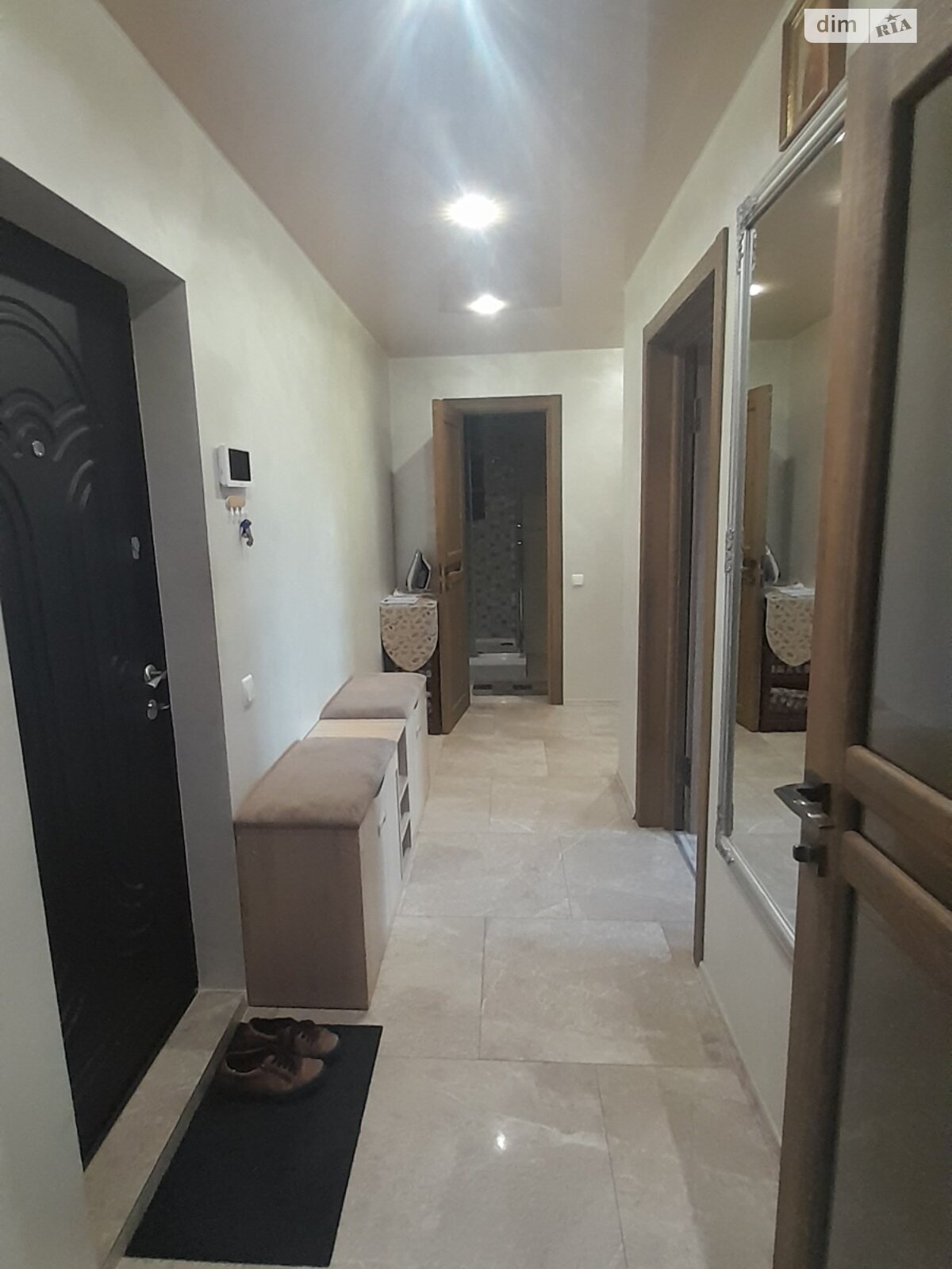 двухкомнатная квартира в Запорожье, район Коммунарский, на ул. Владимира Украинца 34 в аренду на долгий срок помесячно фото 1 двухкомнатная квартира в Запорожье, район Коммунарский, на ул. Владимира Украинца 34 в аренду на долгий срок помесячно фото 1