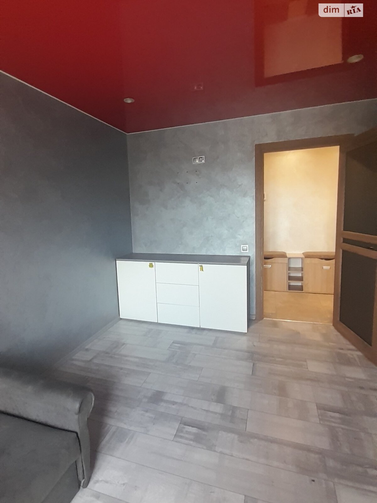 двухкомнатная квартира в Запорожье, район Коммунарский, на ул. Владимира Украинца 34 в аренду на долгий срок помесячно фото 1 двухкомнатная квартира в Запорожье, район Коммунарский, на ул. Владимира Украинца 34 в аренду на долгий срок помесячно фото 1