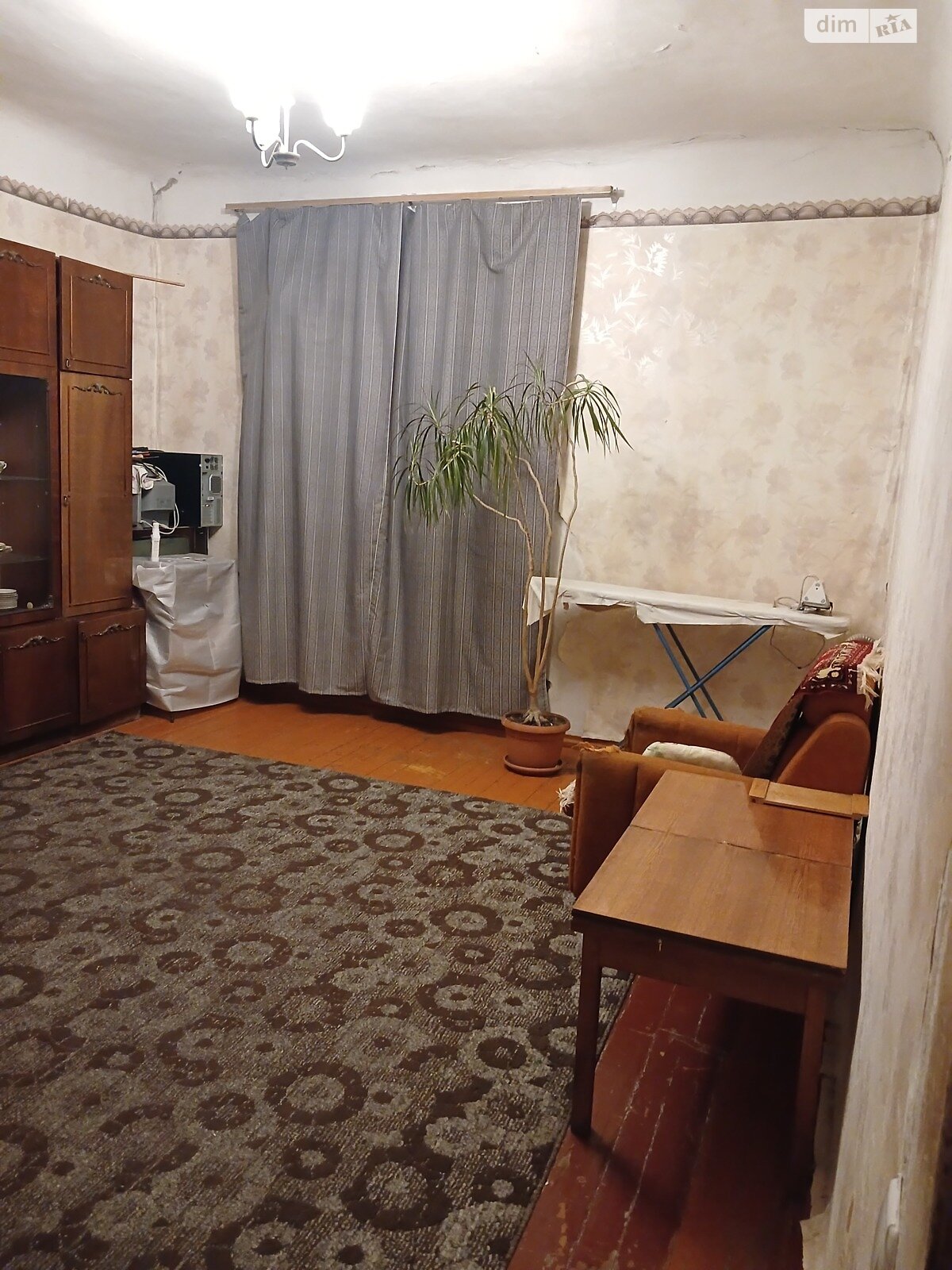 четырехкомнатная квартира с мебелью в Запорожье, район Леваневского, на ул. Военстрой 68 в аренду на долгий срок помесячно фото 1