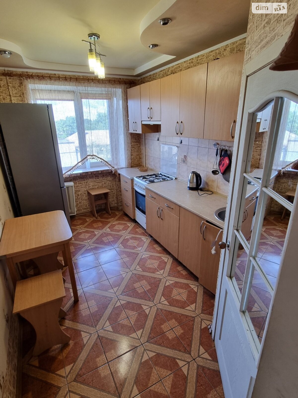 двокімнатна квартира в Запоріжжі, район Шевченківський, на вул. Брюллова в довготривалу оренду помісячно фото 1 двокімнатна квартира в Запоріжжі, район Шевченківський, на вул. Брюллова в довготривалу оренду помісячно фото 1