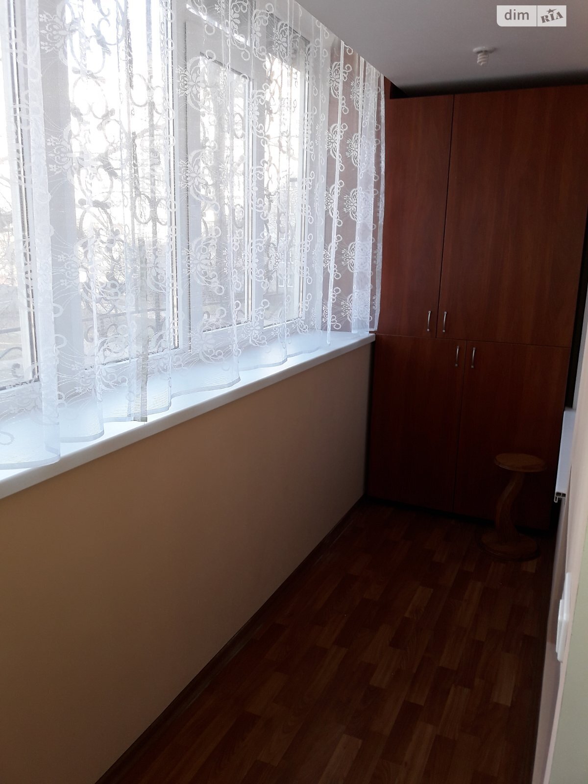 трехкомнатная квартира с мебелью в Запорожье, район Шевченковский, на просп. Моторостроителей 32 в аренду на долгий срок помесячно фото 1