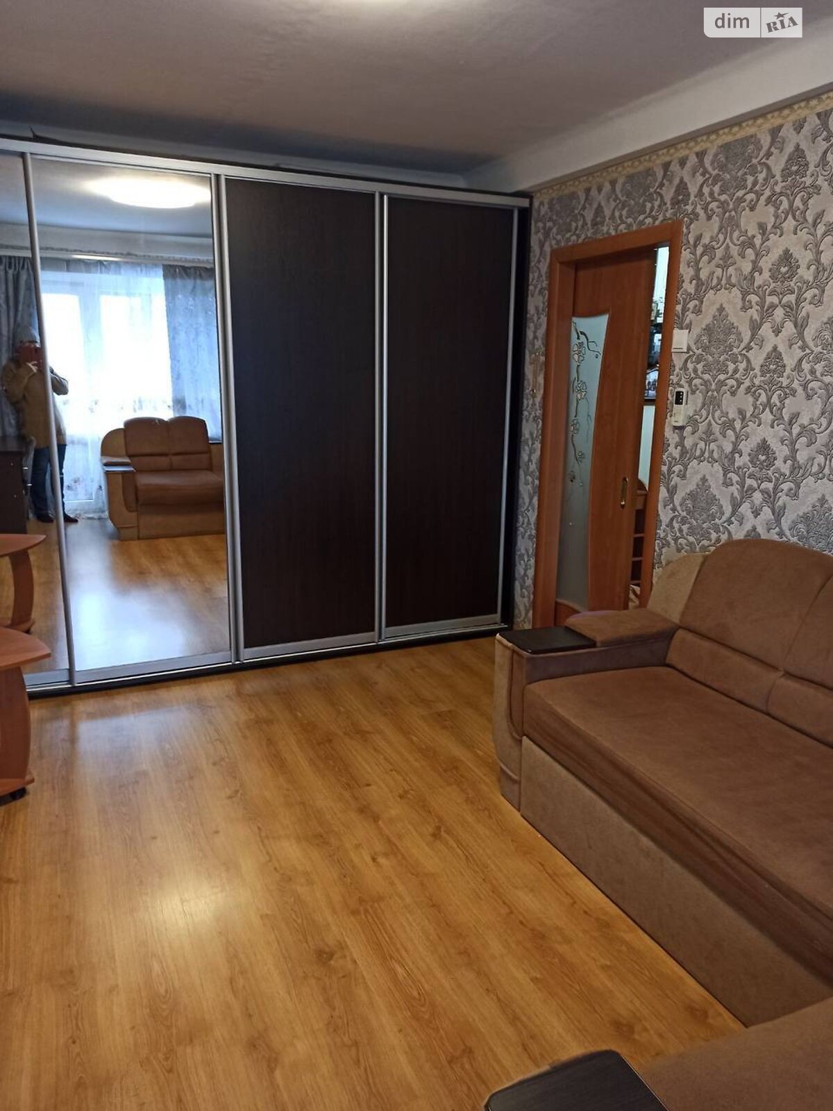 однокімнатна квартира в Запоріжжі, район Шевченківський, на вул. Полякова 3Б в довготривалу оренду помісячно фото 1 однокімнатна квартира в Запоріжжі, район Шевченківський, на вул. Полякова 3Б в довготривалу оренду помісячно фото 1