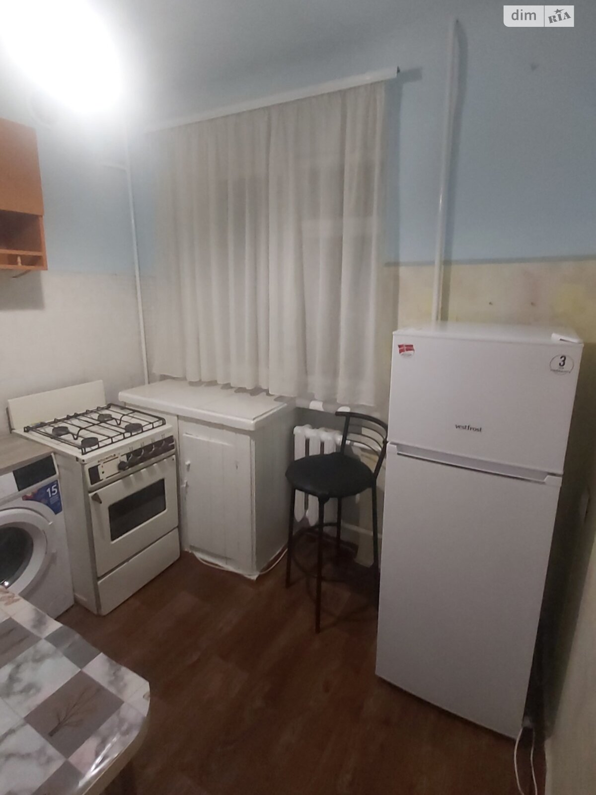 двухкомнатная квартира в Запорожье, район Вознесеновский (Орджоникидзевский), на бул. Гвардейский в аренду на долгий срок помесячно фото 1