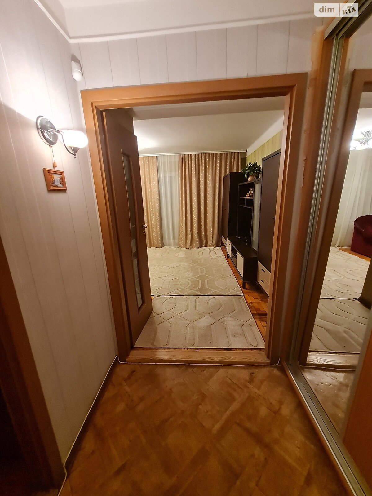 двухкомнатная квартира в Запорожье, район Вознесеновский (Орджоникидзевский), на ул. Независимой Украины 39В в аренду на долгий срок помесячно фото 1 двухкомнатная квартира в Запорожье, район Вознесеновский (Орджоникидзевский), на ул. Независимой Украины 39В в аренду на долгий срок помесячно фото 1