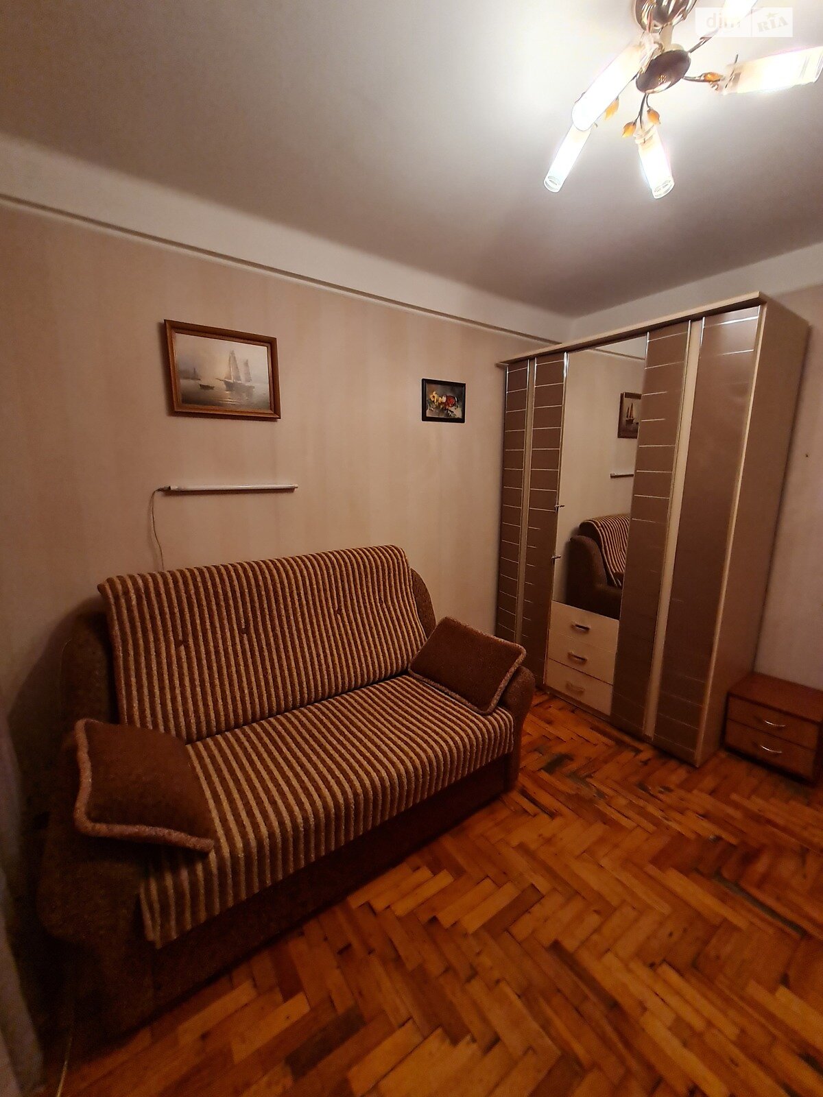 двухкомнатная квартира в Запорожье, район Вознесеновский (Орджоникидзевский), на ул. Независимой Украины 39В в аренду на долгий срок помесячно фото 1 двухкомнатная квартира в Запорожье, район Вознесеновский (Орджоникидзевский), на ул. Независимой Украины 39В в аренду на долгий срок помесячно фото 1