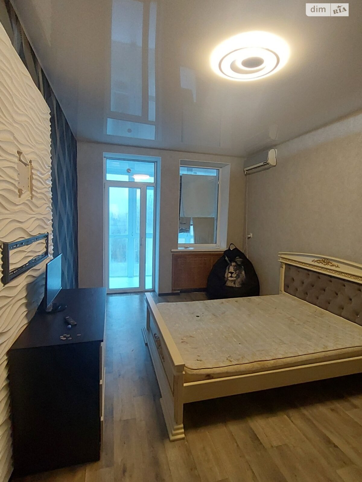 двокімнатна квартира в Запоріжжі, район Вознесенівський (Орджонікідзевський), на вул. Незалежної України 86А в довготривалу оренду помісячно фото 1 двокімнатна квартира в Запоріжжі, район Вознесенівський (Орджонікідзевський), на вул. Незалежної України 86А в довготривалу оренду помісячно фото 1