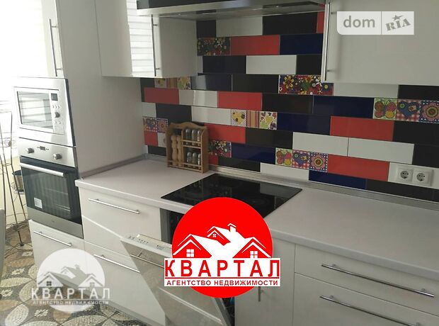 трехкомнатная квартира в Запорожье, район Вознесеновский (Орджоникидзевский), на ул. Волгоградская в аренду на долгий срок помесячно фото 1 трехкомнатная квартира в Запорожье, район Вознесеновский (Орджоникидзевский), на ул. Волгоградская в аренду на долгий срок помесячно фото 1