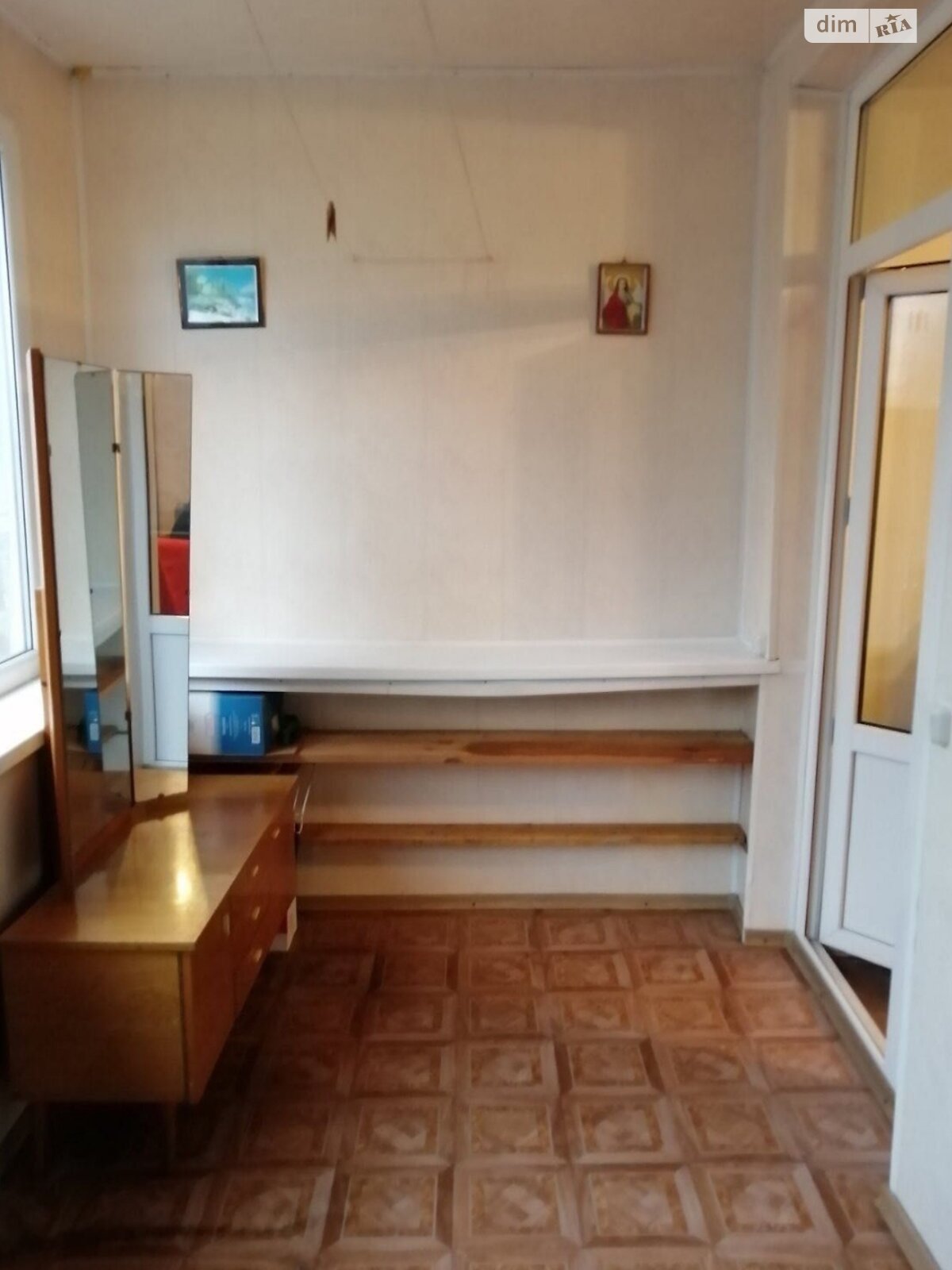 однокомнатная квартира в Запорожье, район Вознесеновский (Орджоникидзевский), на ул. Воссоединение Украины в аренду на долгий срок помесячно фото 1 однокомнатная квартира в Запорожье, район Вознесеновский (Орджоникидзевский), на ул. Воссоединение Украины в аренду на долгий срок помесячно фото 1