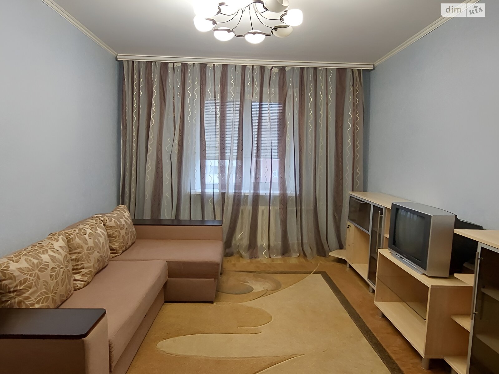 трикімнатна квартира в Запоріжжі, район Південий (Піски), на вул. Володимира Українця 53 в довготривалу оренду помісячно фото 1 трикімнатна квартира в Запоріжжі, район Південий (Піски), на вул. Володимира Українця 53 в довготривалу оренду помісячно фото 1