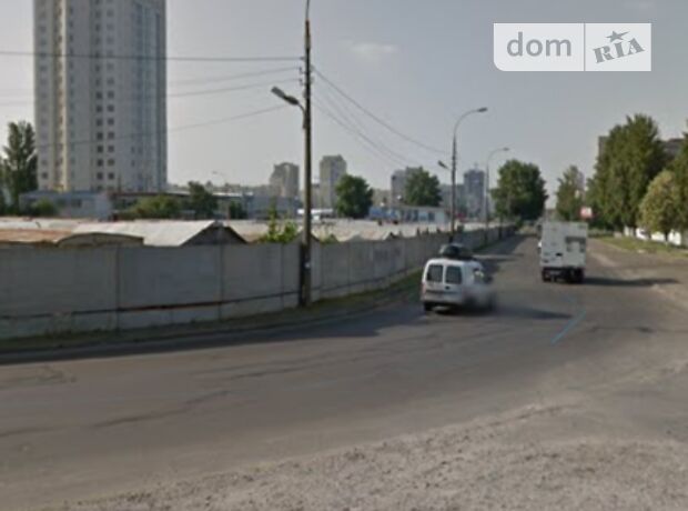 Место на стоянке под легковое авто в Киеве, площадь 7 кв.м. фото 1 Место на стоянке под легковое авто в Киеве, площадь 7 кв.м. фото 1