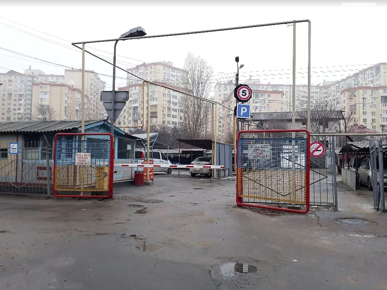 Місце на стоянці під легкове авто в Одесі, площа 12 кв.м. фото 1 Місце на стоянці під легкове авто в Одесі, площа 12 кв.м. фото 1