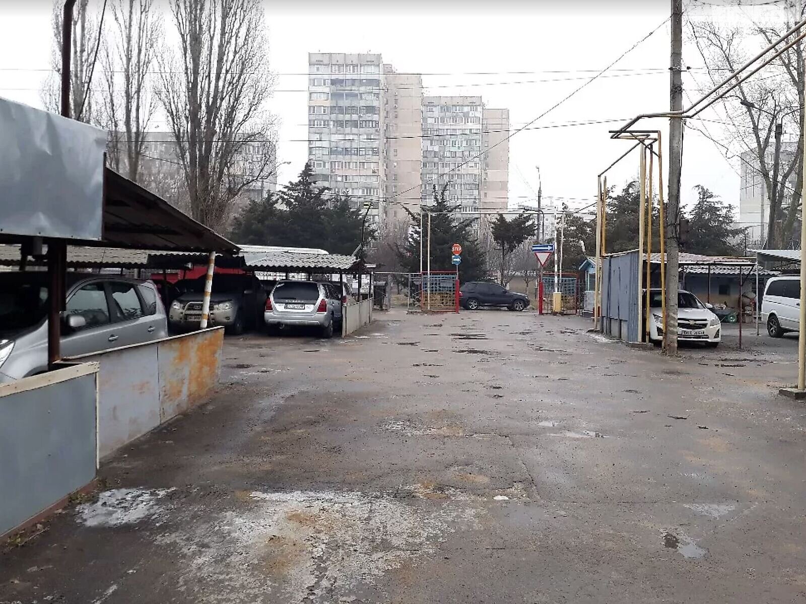 Місце на стоянці під легкове авто в Одесі, площа 12 кв.м. фото 1 Місце на стоянці під легкове авто в Одесі, площа 12 кв.м. фото 1