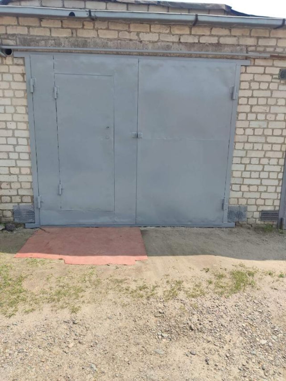 Место в гаражном кооперативе под легковое авто в Харькове, площадь 23 кв.м. фото 1 Место в гаражном кооперативе под легковое авто в Харькове, площадь 23 кв.м. фото 1
