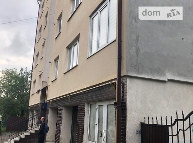 Место в гаражном кооперативе под легковое авто в Ивано-Франковске, площадь 25 кв.м. фото 1 Место в гаражном кооперативе под легковое авто в Ивано-Франковске, площадь 25 кв.м. фото 1