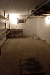 Место в гаражном кооперативе под легковое авто в Ивано-Франковске, площадь 17.3 кв.м. фото 2