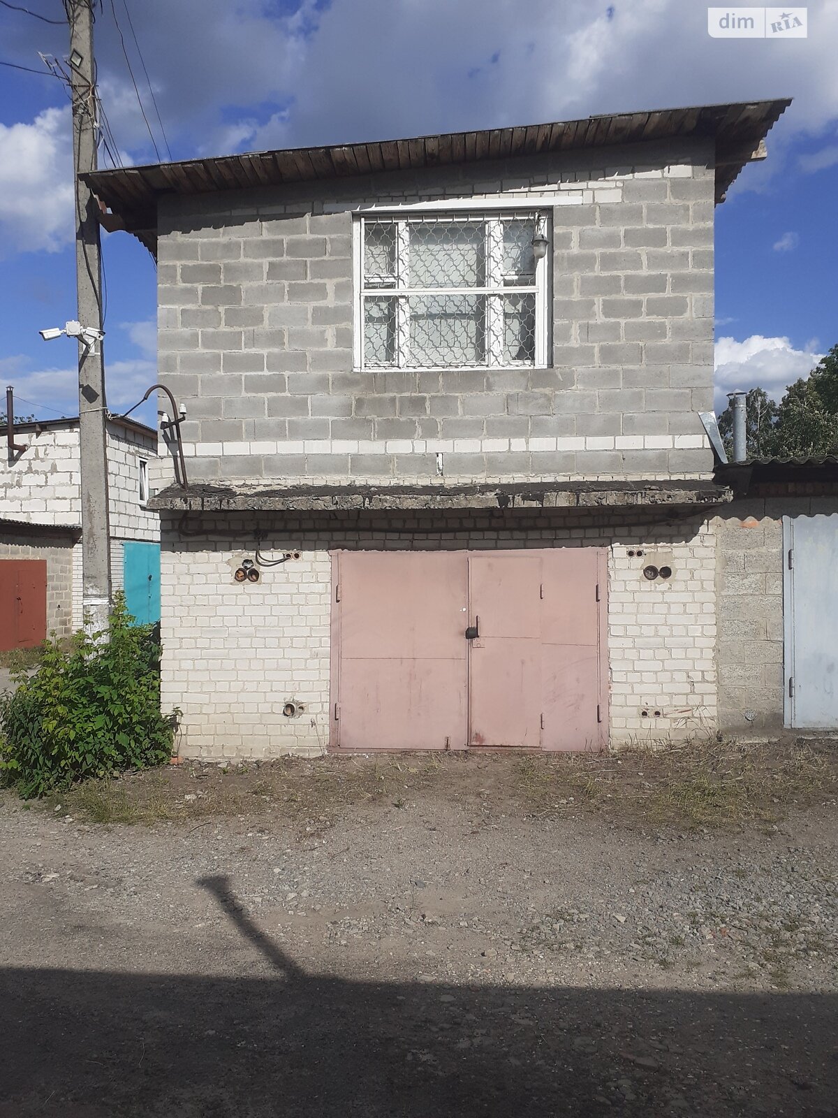 Место в гаражном кооперативе под легковое авто в Житомире, площадь 26 кв.м. фото 1 Место в гаражном кооперативе под легковое авто в Житомире, площадь 26 кв.м. фото 1