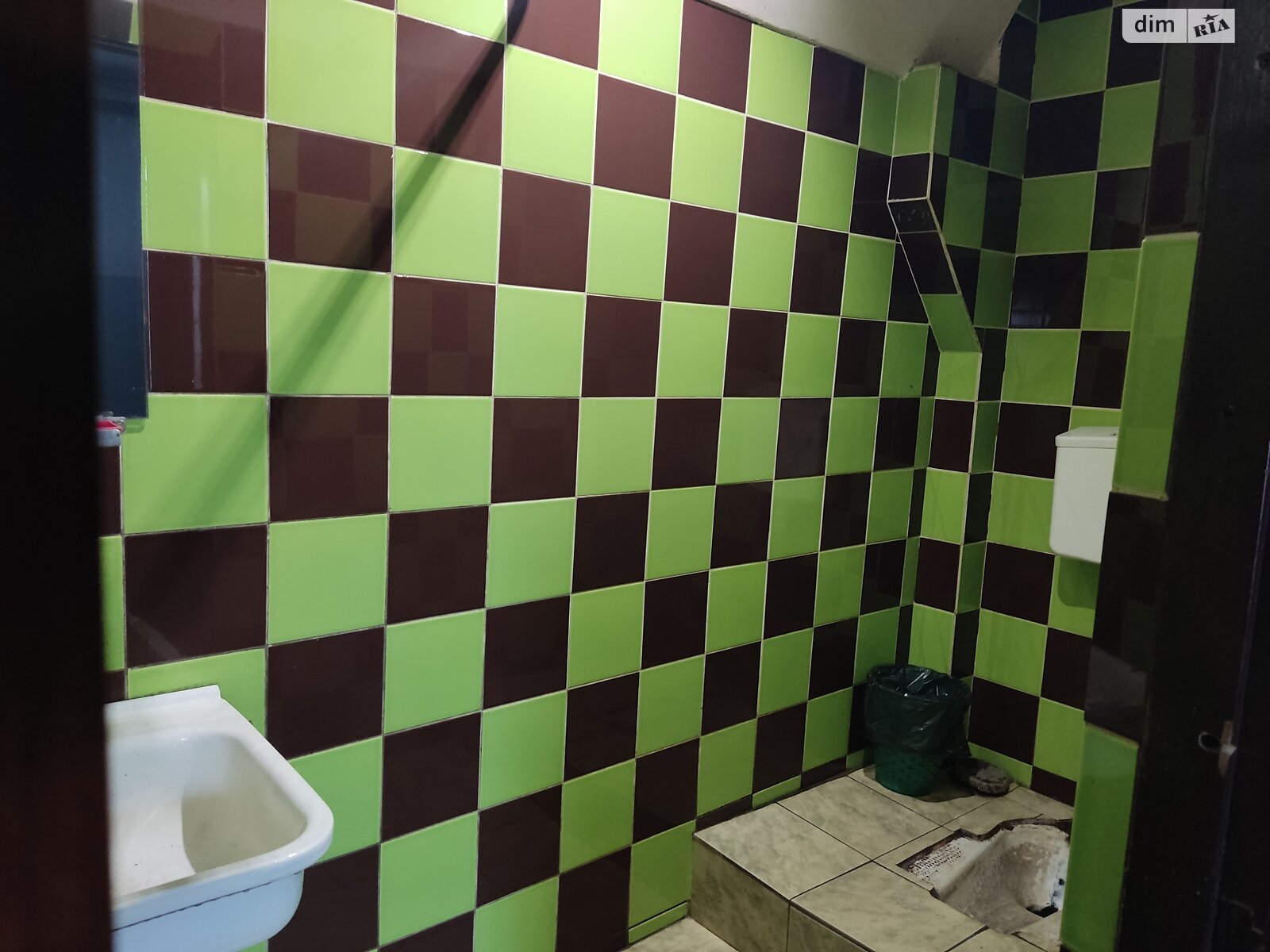 Место в гаражном кооперативе под легковое авто в Киеве, площадь 31.6 кв.м. фото 1 Место в гаражном кооперативе под легковое авто в Киеве, площадь 31.6 кв.м. фото 1