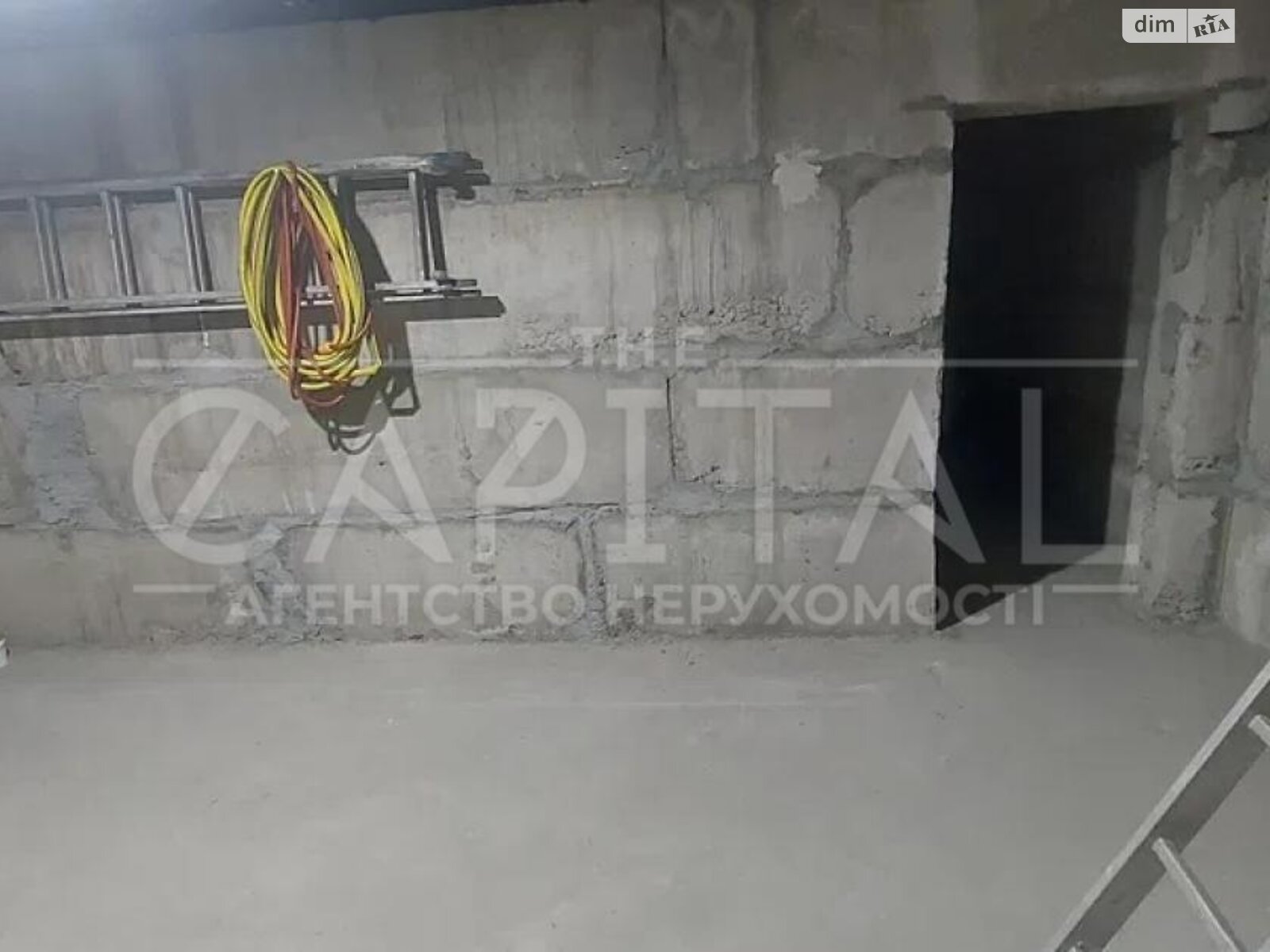 Місце в гаражному кооперативі під легкове авто в Києві, площа 300 кв.м. фото 1