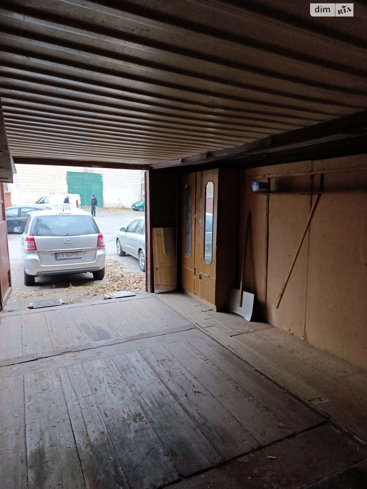 Место в гаражном кооперативе универсальный в Киеве, площадь 20 кв.м. фото 1