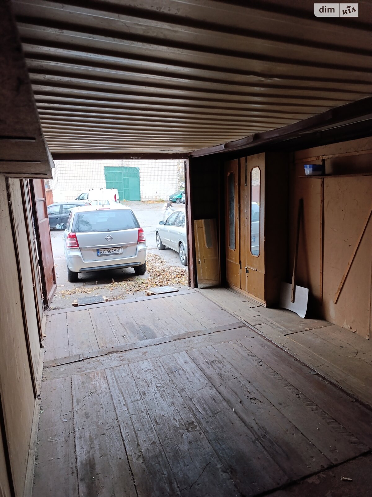 Место в гаражном кооперативе универсальный в Киеве, площадь 20 кв.м. фото 1