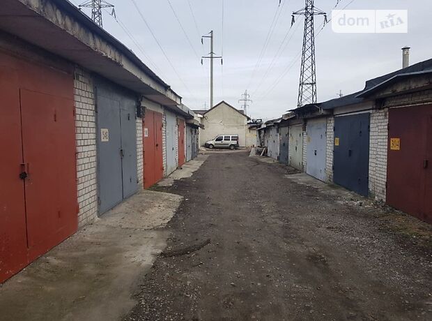 Место в гаражном кооперативе под легковое авто в Киеве, площадь 40 кв.м. фото 1 Место в гаражном кооперативе под легковое авто в Киеве, площадь 40 кв.м. фото 1