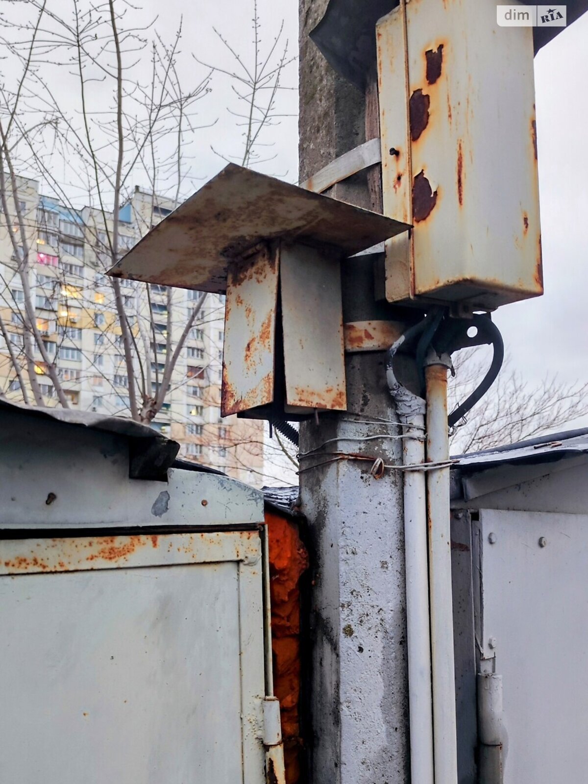 Место в гаражном кооперативе под легковое авто в Киеве, площадь 12 кв.м. фото 1 Место в гаражном кооперативе под легковое авто в Киеве, площадь 12 кв.м. фото 1