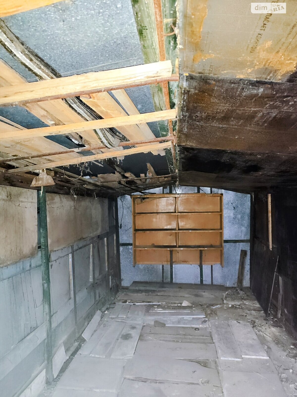 Место в гаражном кооперативе под легковое авто в Киеве, площадь 12 кв.м. фото 1 Место в гаражном кооперативе под легковое авто в Киеве, площадь 12 кв.м. фото 1