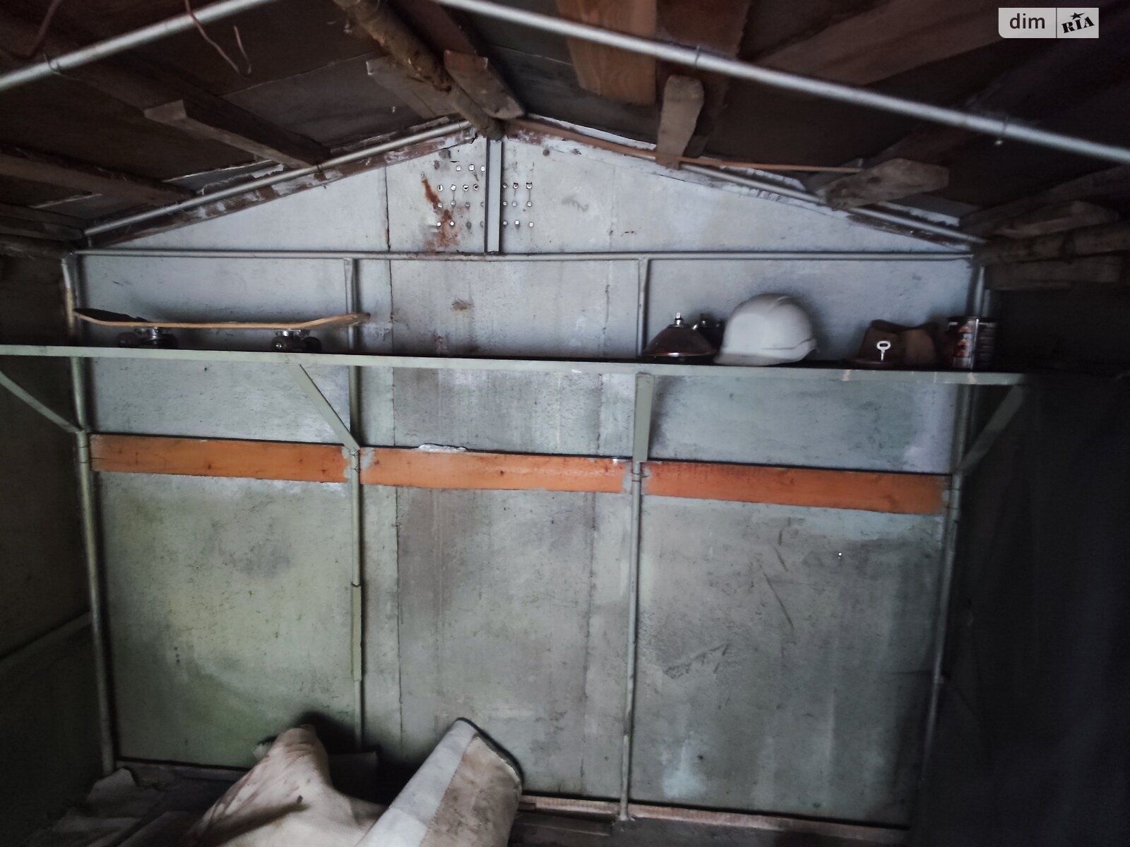 Місце в гаражному кооперативі під легкове авто в Києві, площа 13 кв.м. фото 1