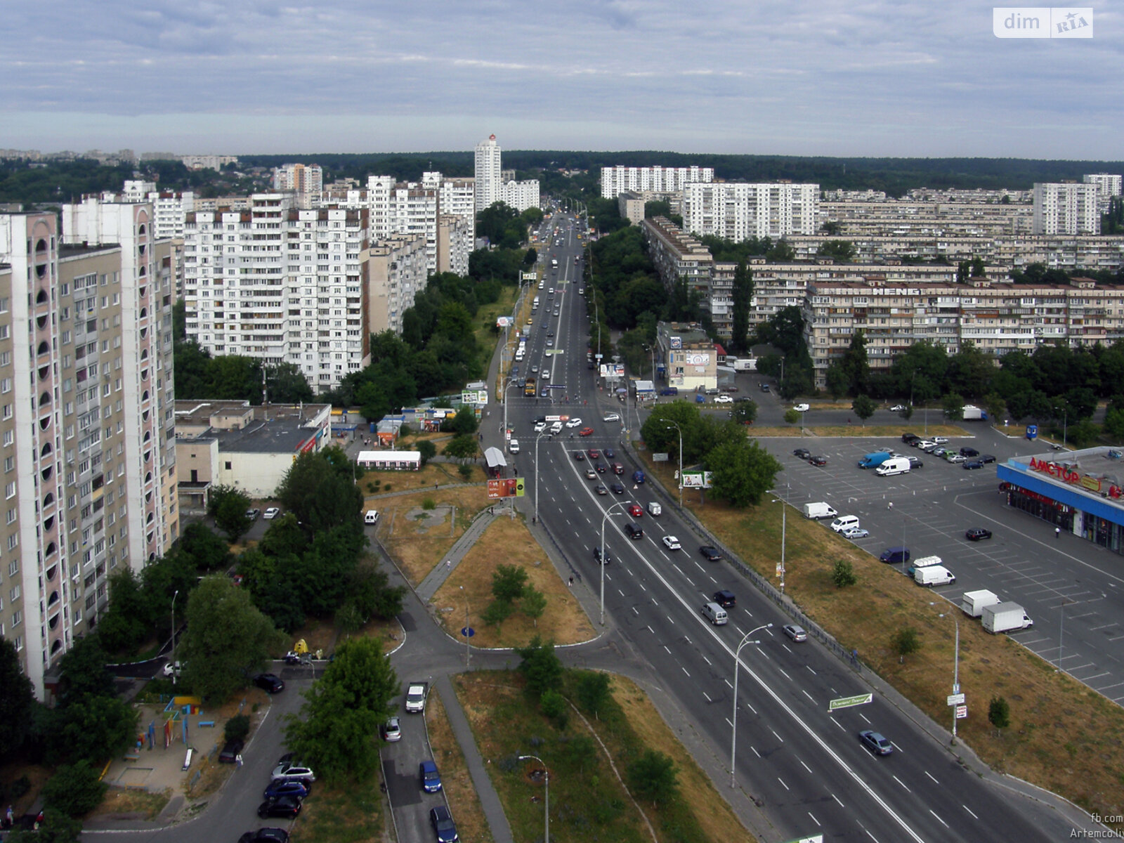 Место в гаражном кооперативе под легковое авто в Киеве, площадь 28 кв.м. фото 1