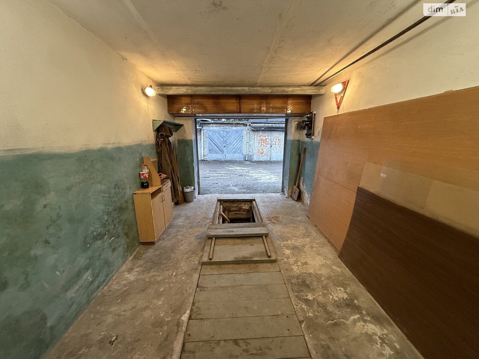 Место в гаражном кооперативе под легковое авто в Львове, площадь 24 кв.м. фото 1