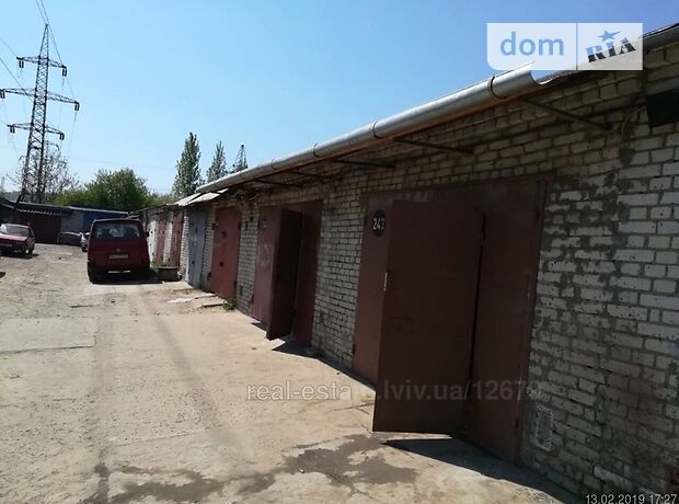 Место в гаражном кооперативе под легковое авто в Львове, площадь 21 кв.м. фото 2 Место в гаражном кооперативе под легковое авто в Львове, площадь 21 кв.м. фото 2