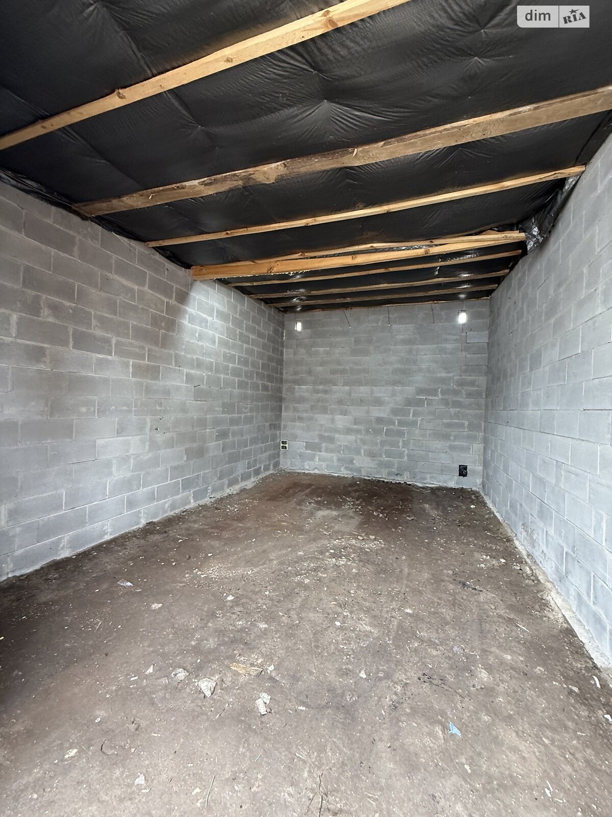 Місце в гаражному кооперативі універсальний в Вінниці, площа 23 кв.м. фото 1 Місце в гаражному кооперативі універсальний в Вінниці, площа 23 кв.м. фото 1