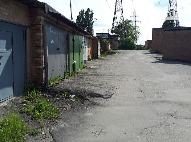 Место в гаражном кооперативе под легковое авто в Виннице, площадь 48 кв.м. фото 1 Место в гаражном кооперативе под легковое авто в Виннице, площадь 48 кв.м. фото 1
