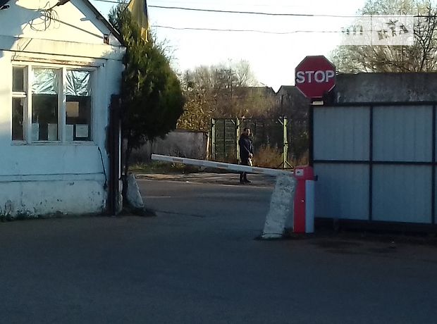 Место в гаражном кооперативе под легковое авто в Виннице, площадь 30 кв.м. фото 1 Место в гаражном кооперативе под легковое авто в Виннице, площадь 30 кв.м. фото 1