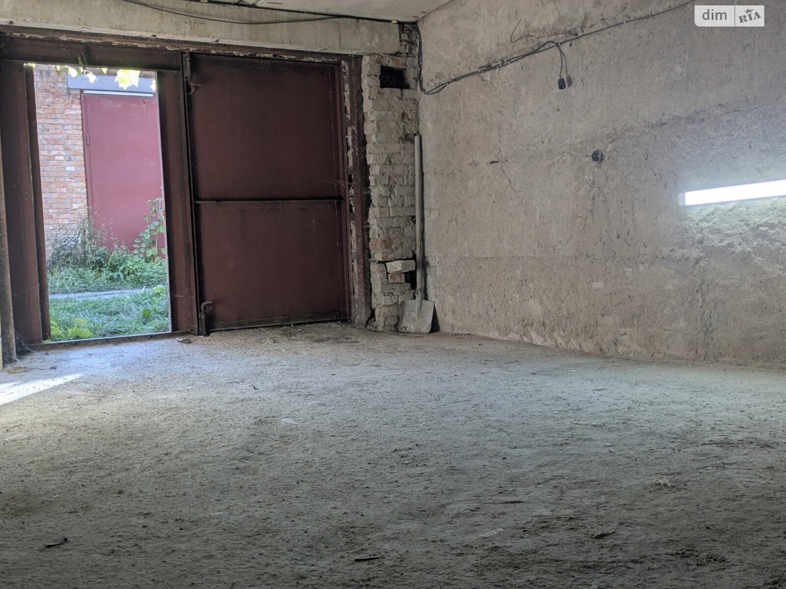 Місце в гаражному кооперативі під легкове авто в Вінниці, площа 20 кв.м. фото 1 Місце в гаражному кооперативі під легкове авто в Вінниці, площа 20 кв.м. фото 1