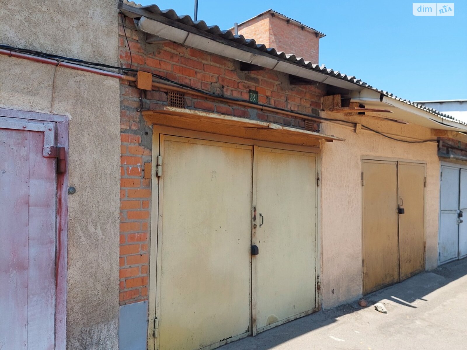 Місце в гаражному кооперативі під легкове авто в Вінниці, площа 18 кв.м. фото 1 Місце в гаражному кооперативі під легкове авто в Вінниці, площа 18 кв.м. фото 1