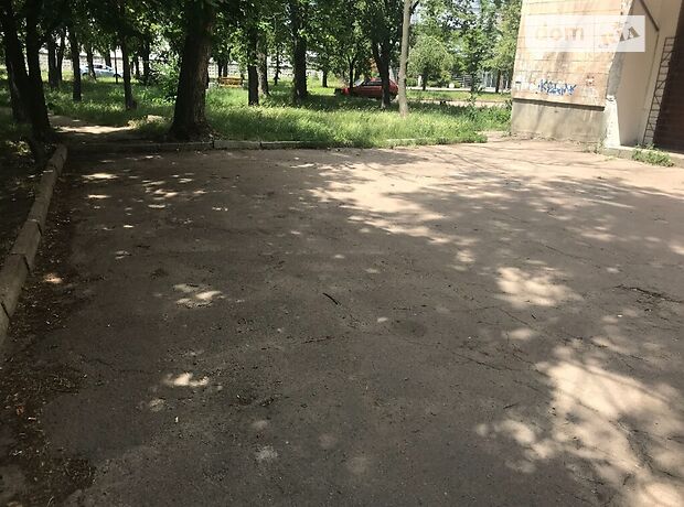 Объект сферы услуг в Черкассах, сдам в аренду по Зализняка Максима (Громова) улица 99, район Химпоселок, цена: договорная за объект фото 1 Объект сферы услуг в Черкассах, сдам в аренду по Зализняка Максима (Громова) улица 99, район Химпоселок, цена: договорная за объект фото 1