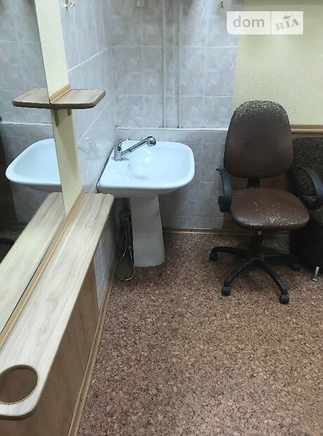 Объект сферы услуг в Черкассах, сдам в аренду по Зализняка Максима (Громова) улица 99, район Химпоселок, цена: договорная за объект фото 1 Объект сферы услуг в Черкассах, сдам в аренду по Зализняка Максима (Громова) улица 99, район Химпоселок, цена: договорная за объект фото 1