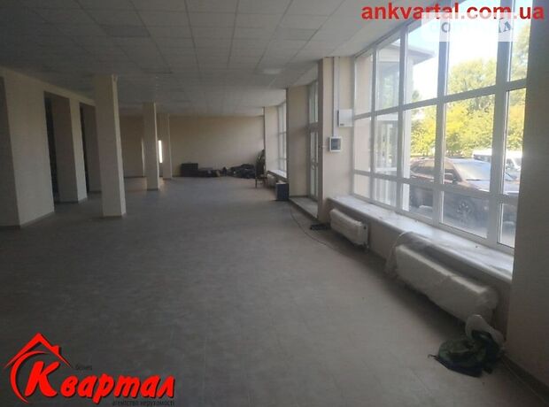 Объект сферы услуг в Черкассах, сдам в аренду по Королева Академика улица, район ЮЗР, цена: 33 000 грн за объект фото 1 Объект сферы услуг в Черкассах, сдам в аренду по Королева Академика улица, район ЮЗР, цена: 33 000 грн за объект фото 1